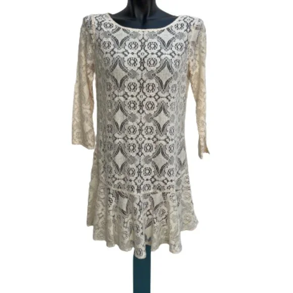 chinese dress ladies CREAM FLORAL LACE VNECK 3/4 SLEEVE DRESS